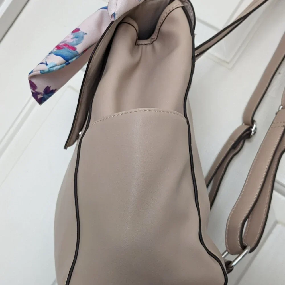 Nine West Womens Saffiano Leather Backpack Satchel Lined Pockets Cute Bag